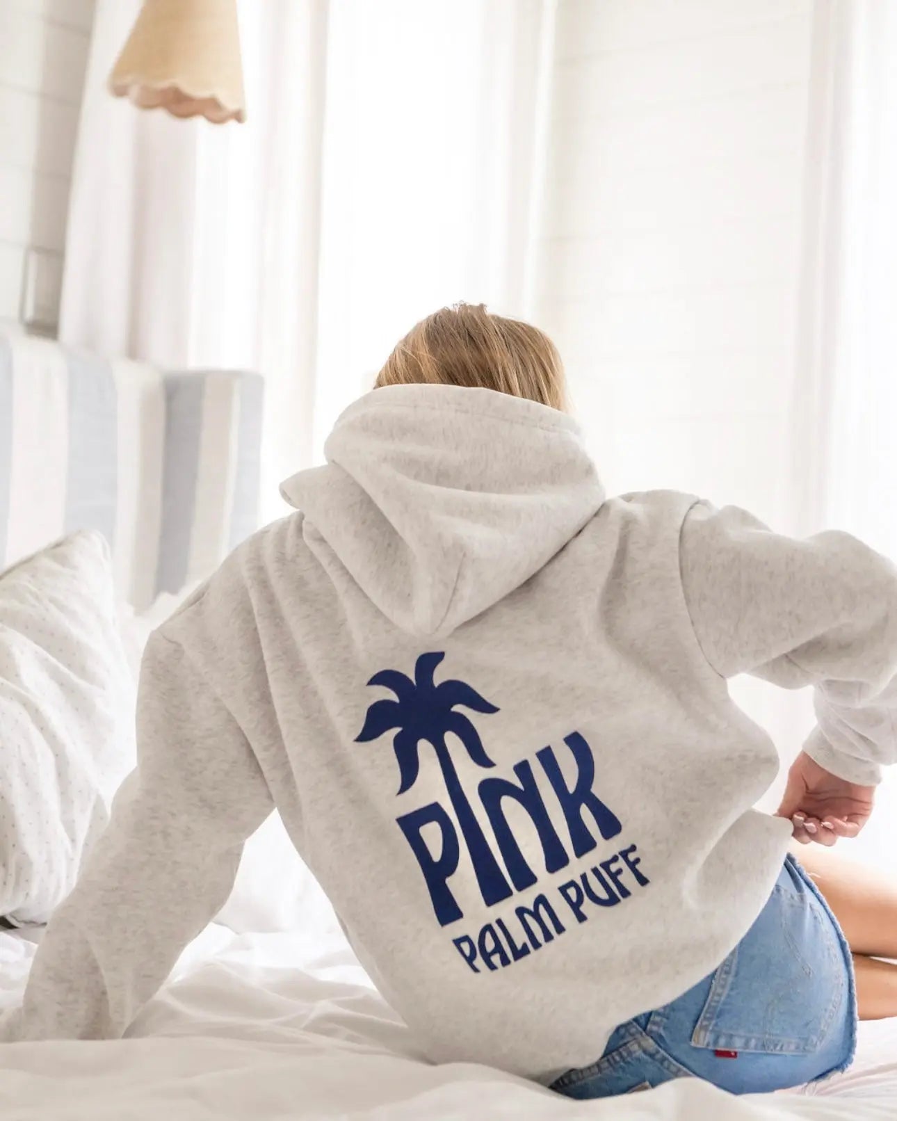 Classic Puff Hoodie in Cloud Pink Palm Puff