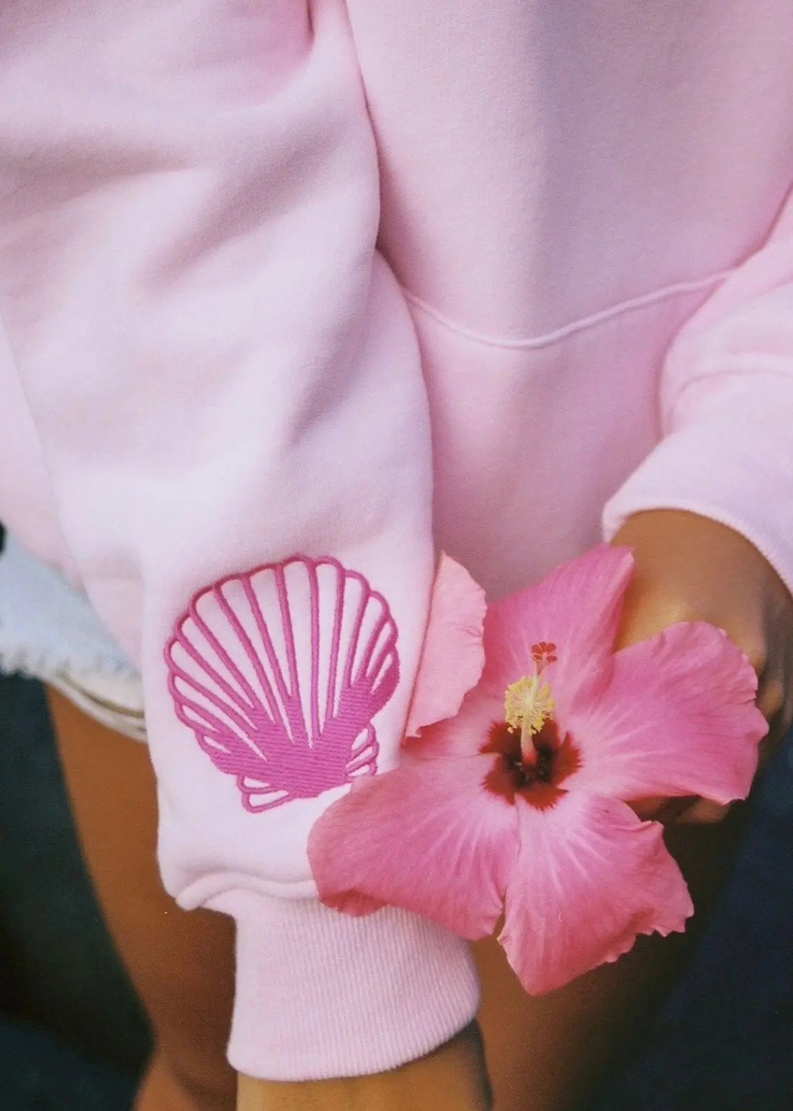 "Hawaii Hibiscus" Hoodie in Blush Pink Palm Puff