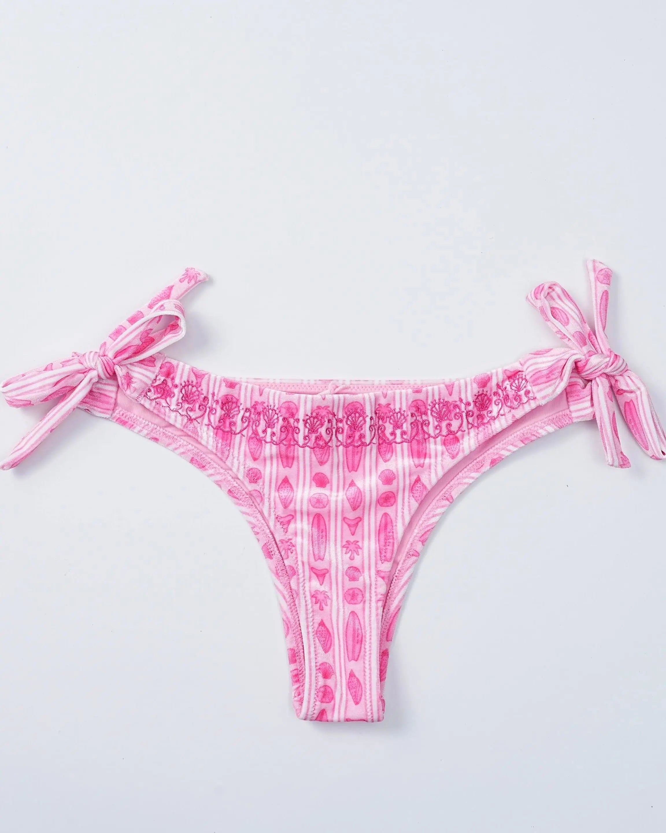 Lila Bottom (Cheeky) in Sakura Pink Palm Puff